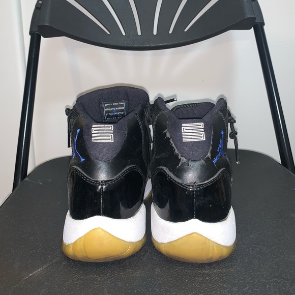 jordan 11 retro space jams
